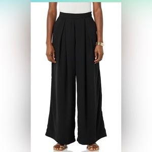 Making The Cut Women's Standard Wide Leg Side Zip Pant Sz. XL
